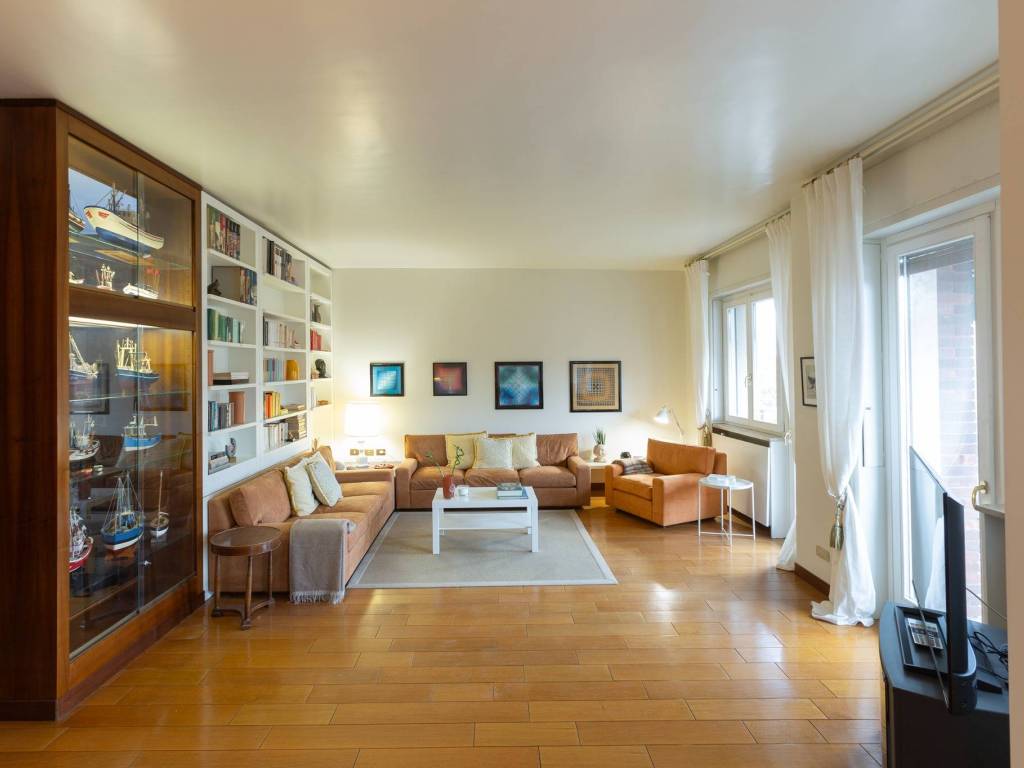 appartamento in vendita a Milano in zona Solari