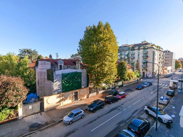 casa indipendente in vendita a Milano in zona Isola