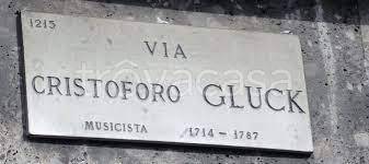 appartamento in vendita a Milano in zona Cascina dei Pomi