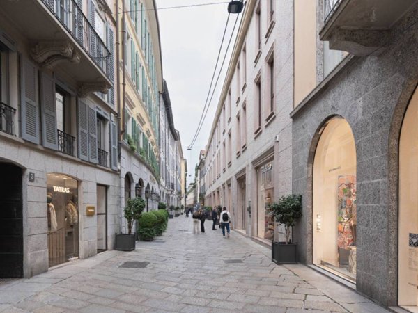 negozio in vendita a Milano