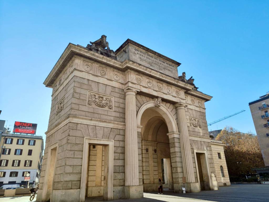 appartamento in vendita a Milano in zona Porta Nuova