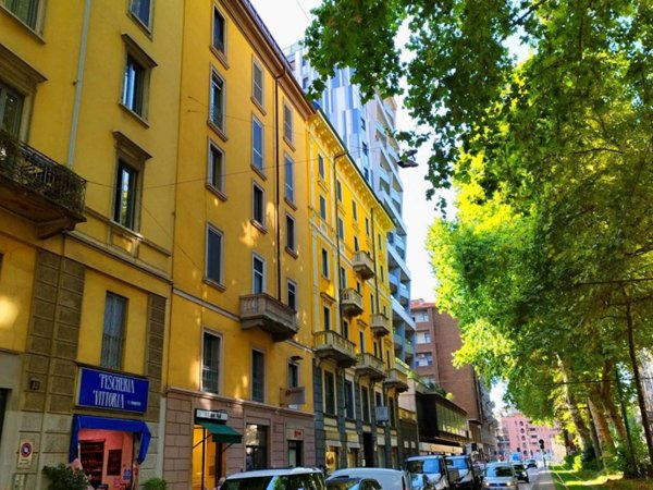 appartamento in vendita a Milano in zona Porta Romana