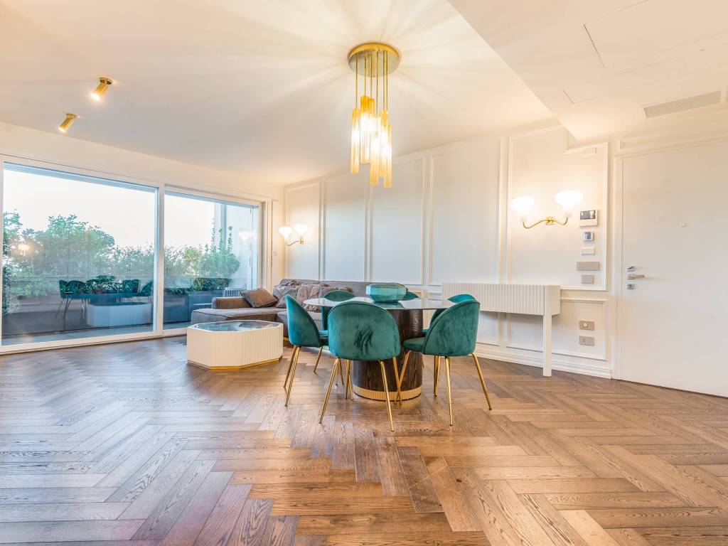 appartamento in vendita a Milano in zona Piazzale Lodi