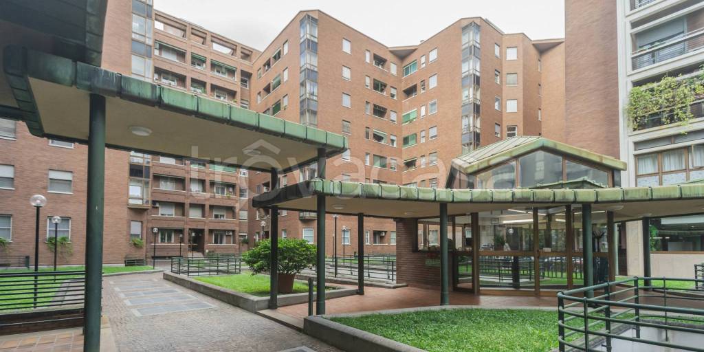 appartamento in vendita a Milano in zona Loreto
