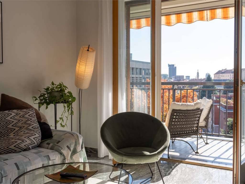 appartamento in vendita a Milano in zona Isola