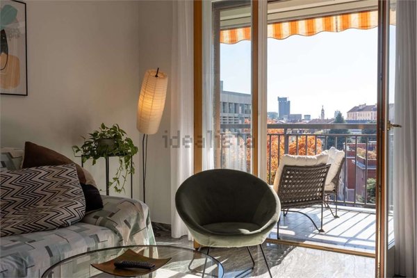 appartamento in vendita a Milano in zona Isola