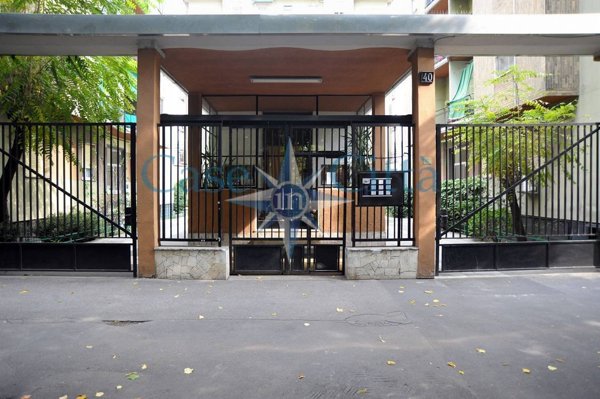 appartamento in vendita a Milano in zona Rembrandt