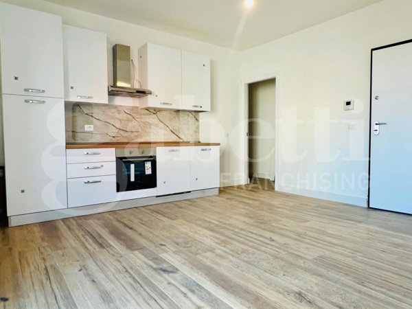 appartamento in vendita a Milano in zona San Cristoforo