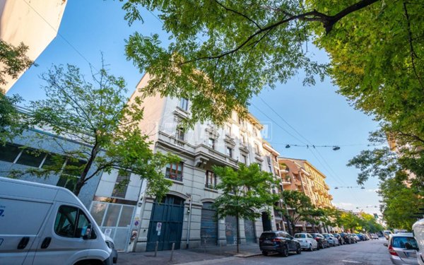 locale di sgombero in vendita a Milano in zona Casoretto