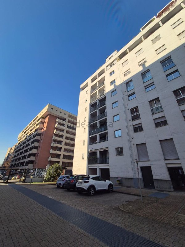 appartamento in vendita a Milano in zona Lambrate