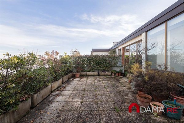 appartamento in vendita a Milano in zona Città Studi