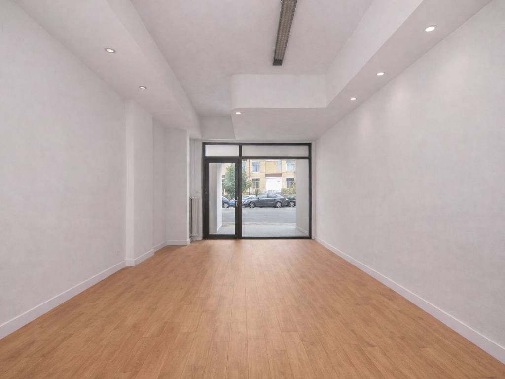 negozio in vendita a Milano in zona Porta Vittoria