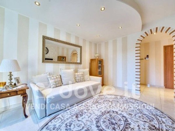 appartamento in vendita a Milano in zona Quartiere degli Olmi