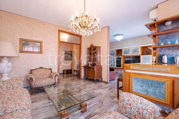 appartamento in vendita a Milano in zona Città Studi