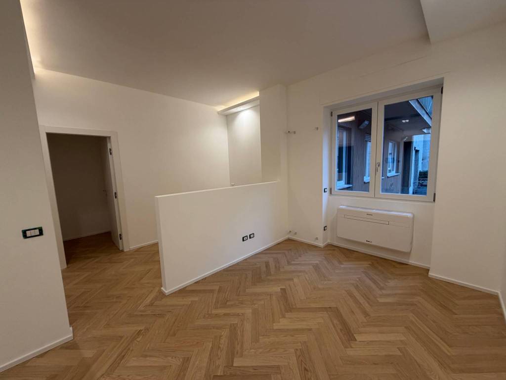 appartamento in vendita a Milano in zona Isola