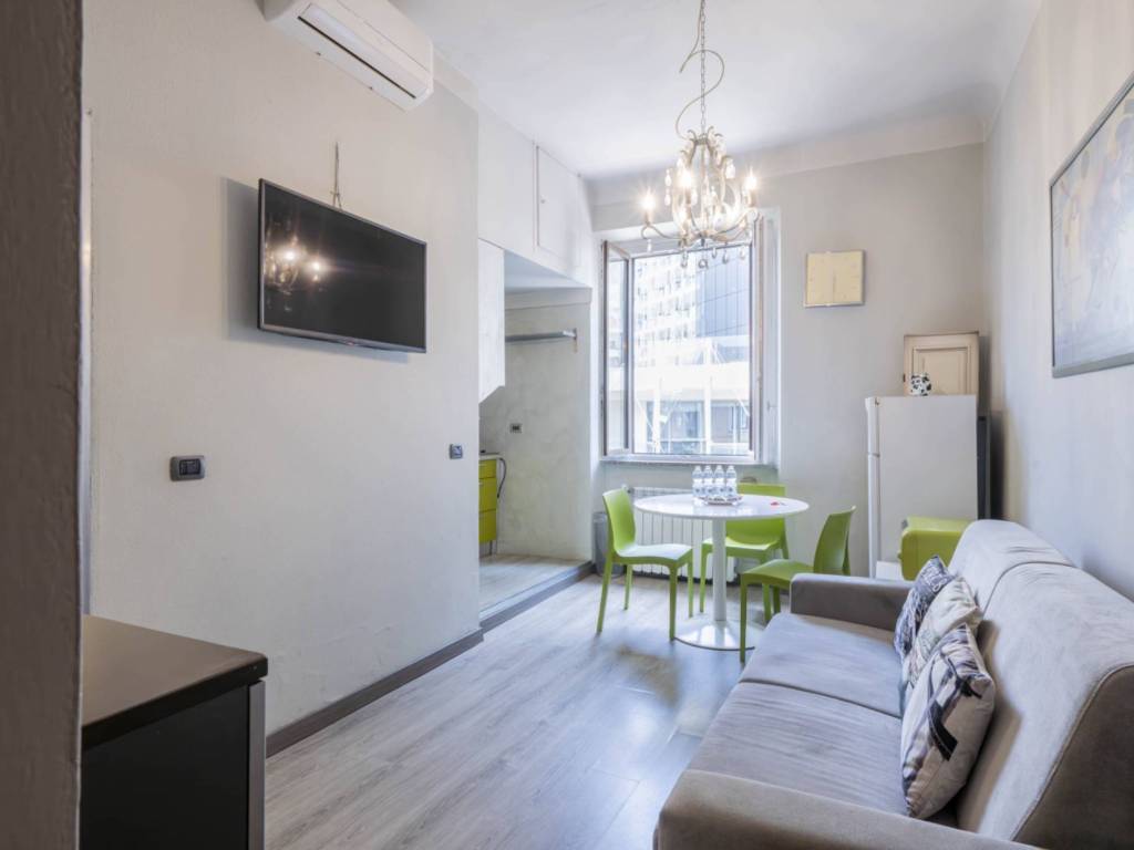 appartamento in vendita a Milano in zona Isola