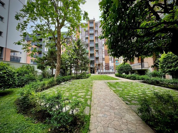 appartamento in vendita a Milano in zona Piazzale Lodi
