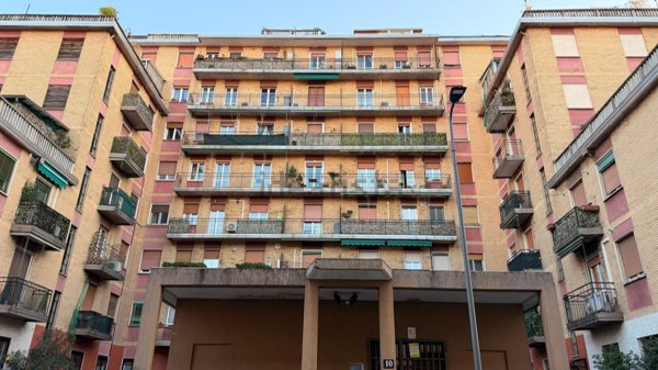 appartamento in vendita a Milano in zona Crescenzago