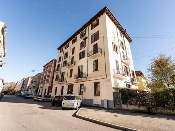appartamento in vendita a Milano in zona Rogoredo