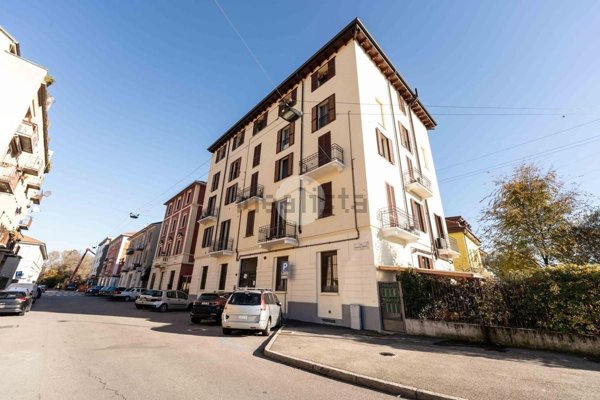appartamento in vendita a Milano in zona Rogoredo