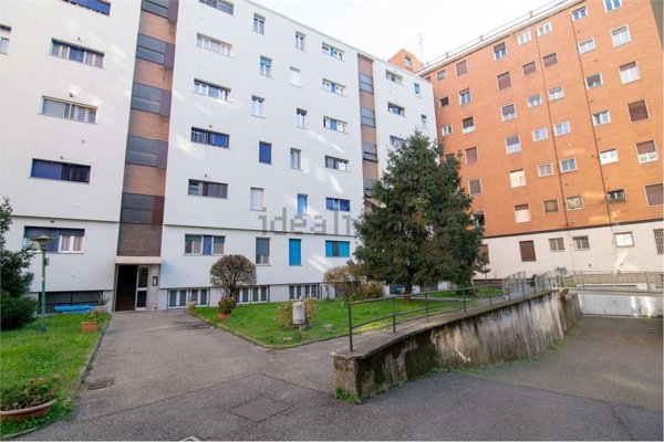 appartamento in vendita a Milano in zona Affori