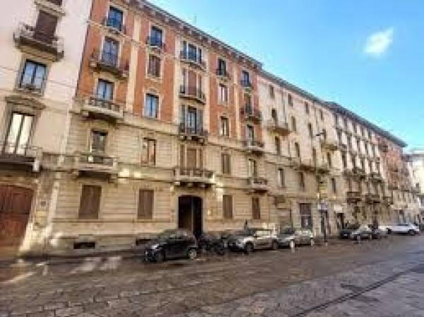 appartamento in vendita a Milano in zona Loreto