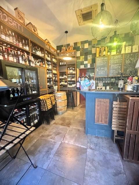 negozio in vendita a Milano in zona Isola