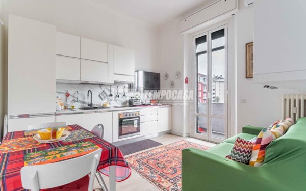 appartamento in vendita a Milano in zona Famagosta