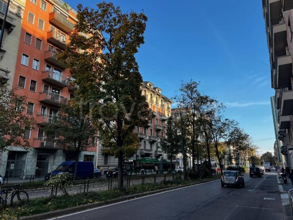 appartamento in vendita a Milano in zona Loreto