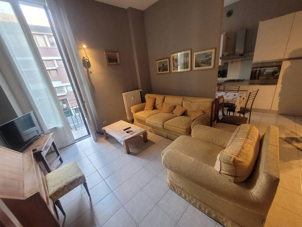 appartamento in vendita a Milano in zona Il Portello