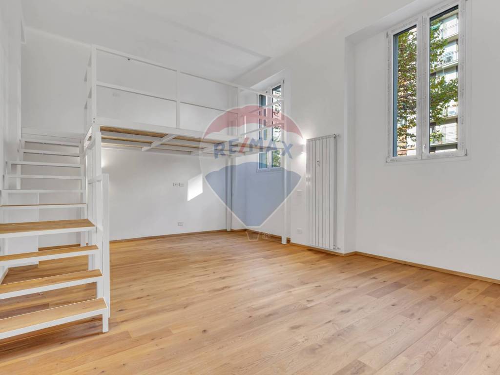 appartamento in vendita a Milano in zona Sempione