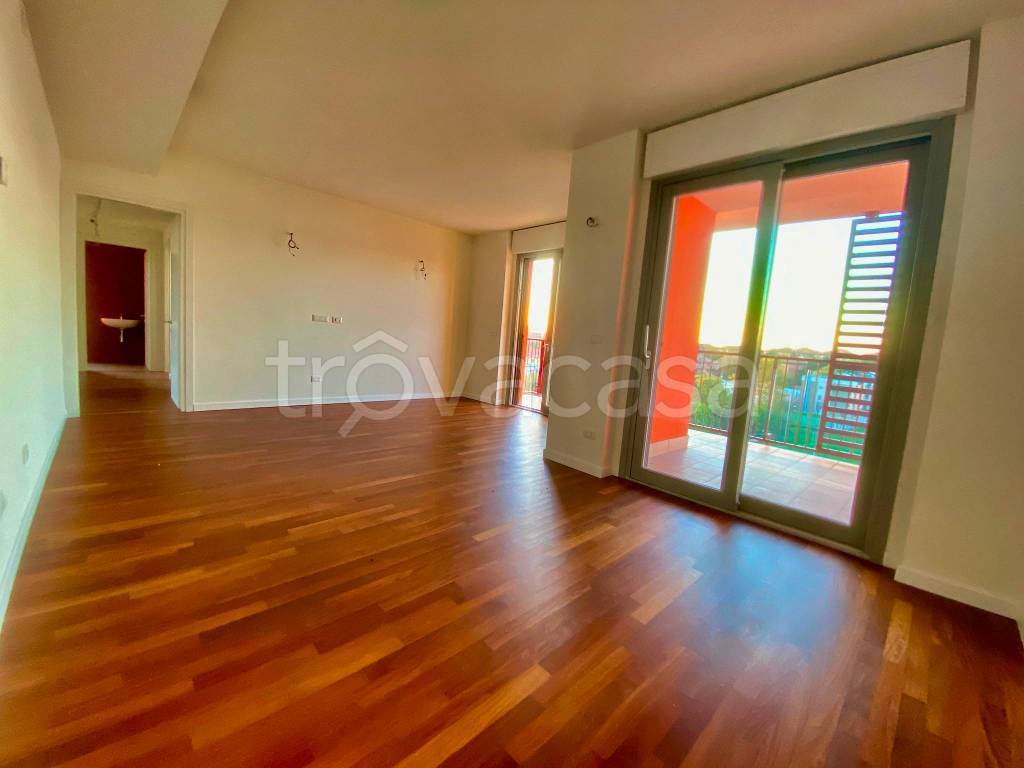 appartamento in vendita a Milano in zona Barona