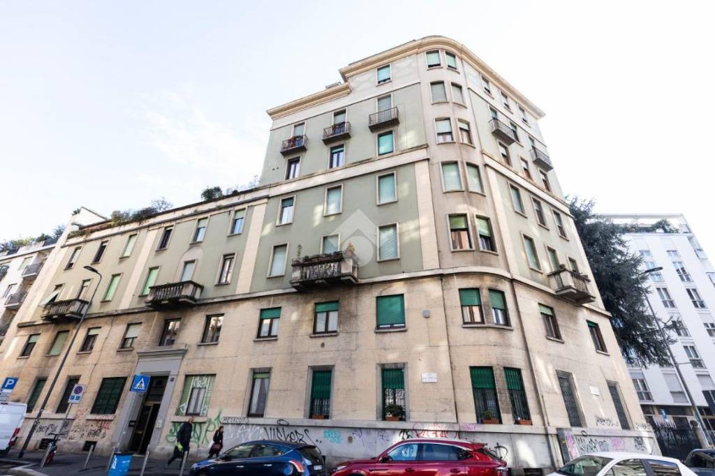 appartamento in vendita a Milano in zona Loreto