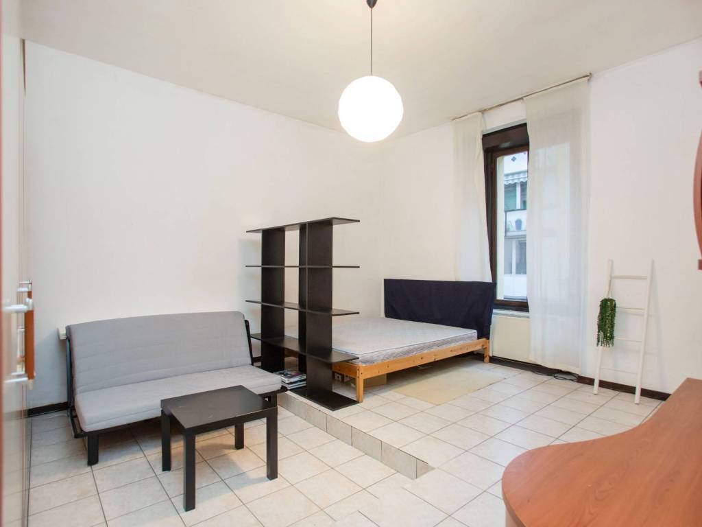 appartamento in vendita a Milano in zona Porta Nuova