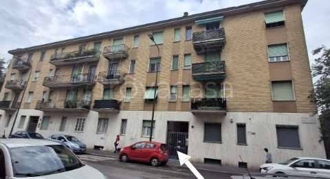 appartamento in vendita a Milano in zona Baggio