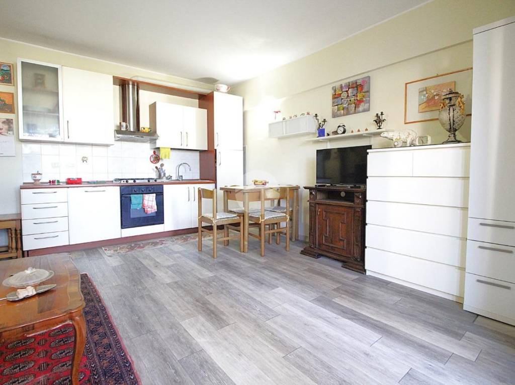 appartamento in vendita a Milano in zona Villapizzone