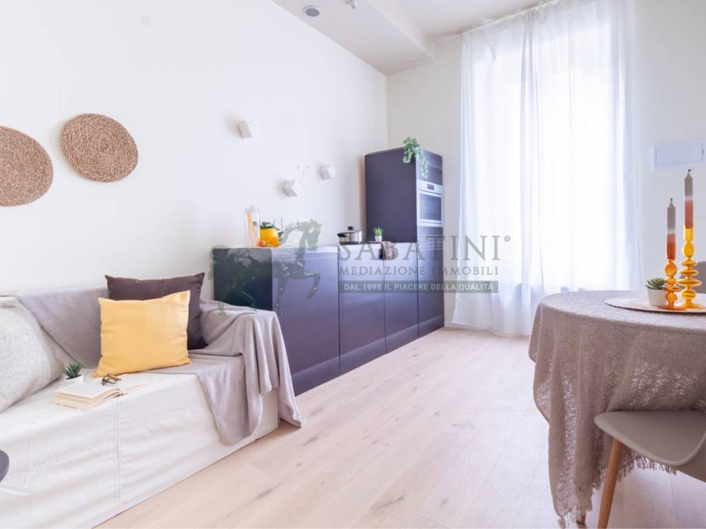 appartamento in vendita a Milano in zona Porta Garibaldi