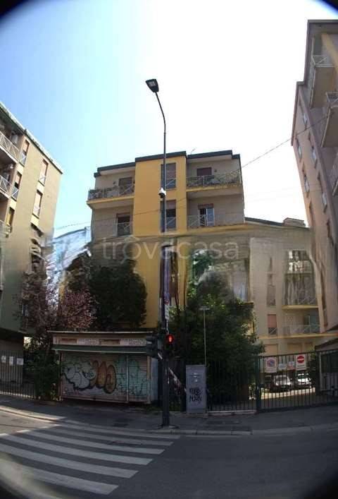 appartamento in vendita a Milano in zona Affori