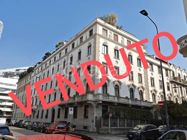 appartamento in vendita a Milano