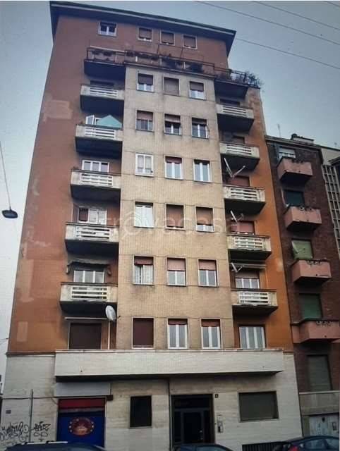 appartamento in vendita a Milano in zona Ghisolfa