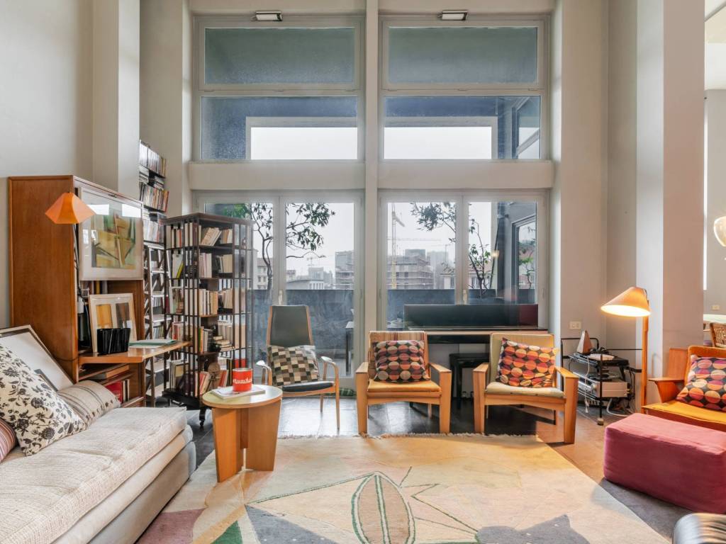 appartamento in vendita a Milano in zona Famagosta