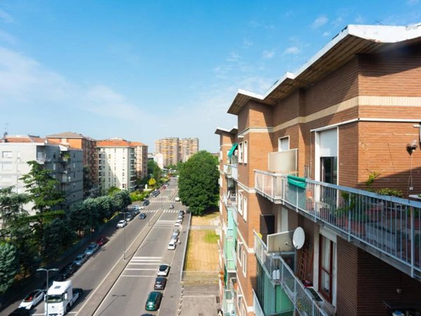 appartamento in vendita a Milano in zona Piazzale Lodi