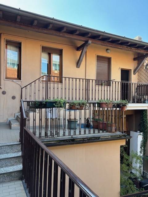 appartamento in vendita a Milano in zona Trenno