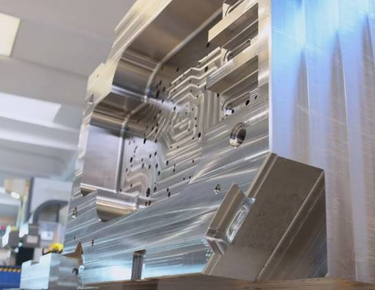 negozio in vendita a Milano in zona Bicocca