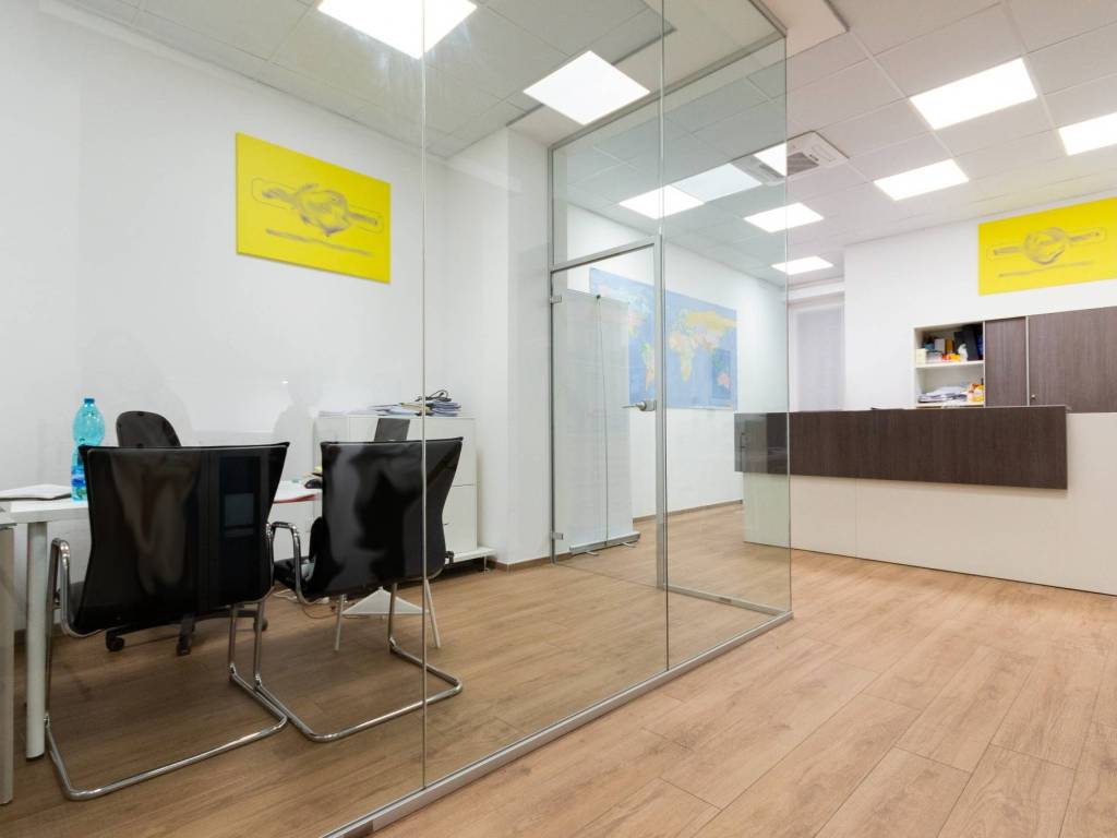 ufficio in vendita a Milano