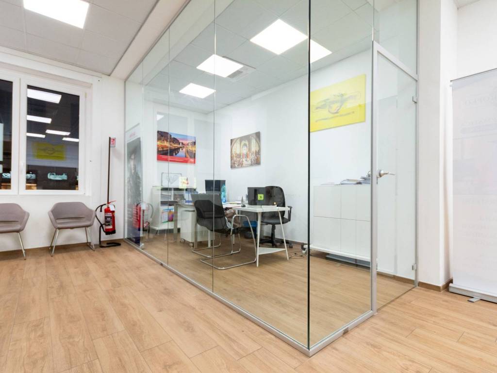 ufficio in vendita a Milano