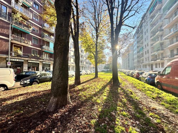 appartamento in vendita a Milano in zona Città Studi