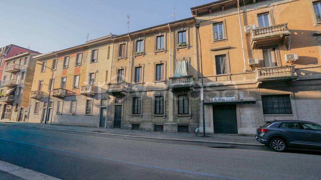 appartamento in vendita a Milano in zona Ghisolfa