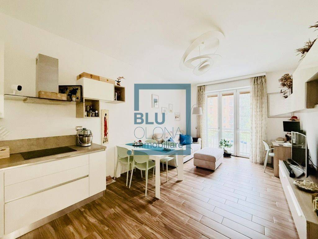 appartamento in vendita a Milano in zona Lorenteggio