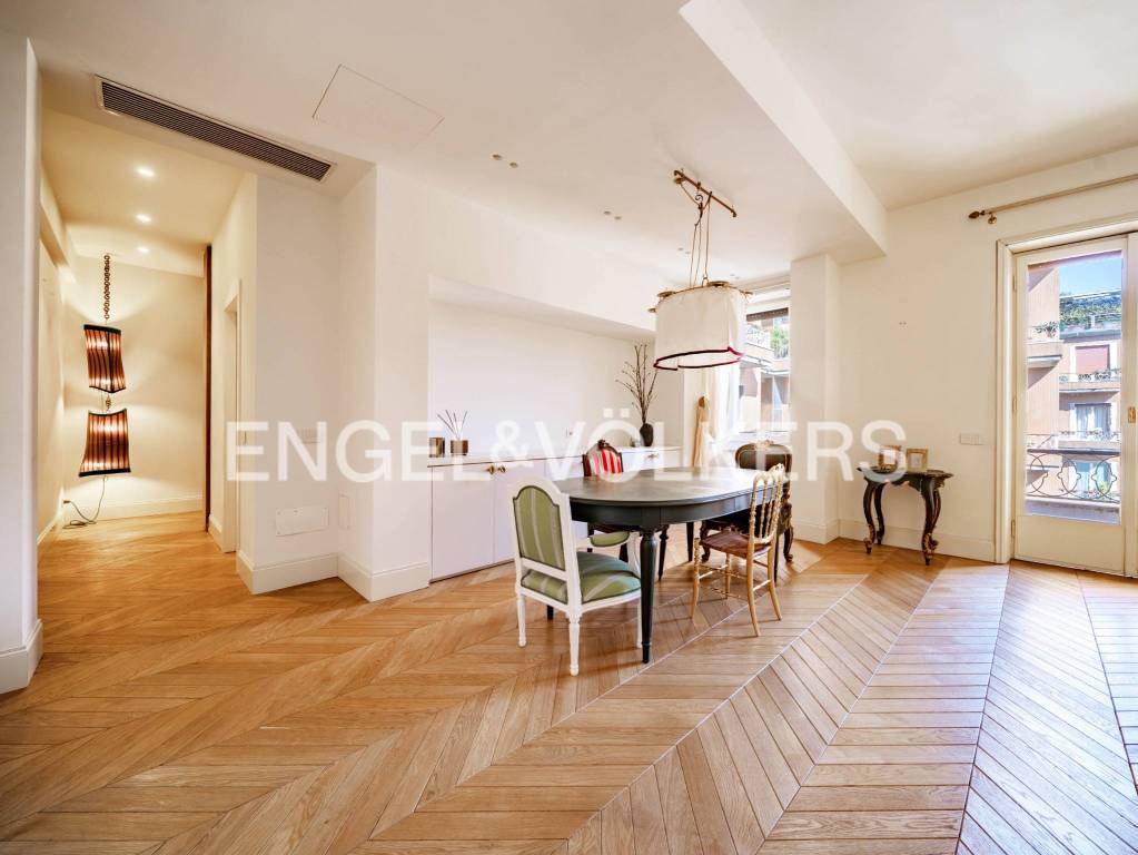 appartamento in vendita a Milano in zona Centro Direzionale